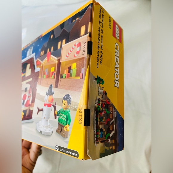 Lego Winter Market Stall 40602 - Christmas LEGO set - Picture 2 of 4